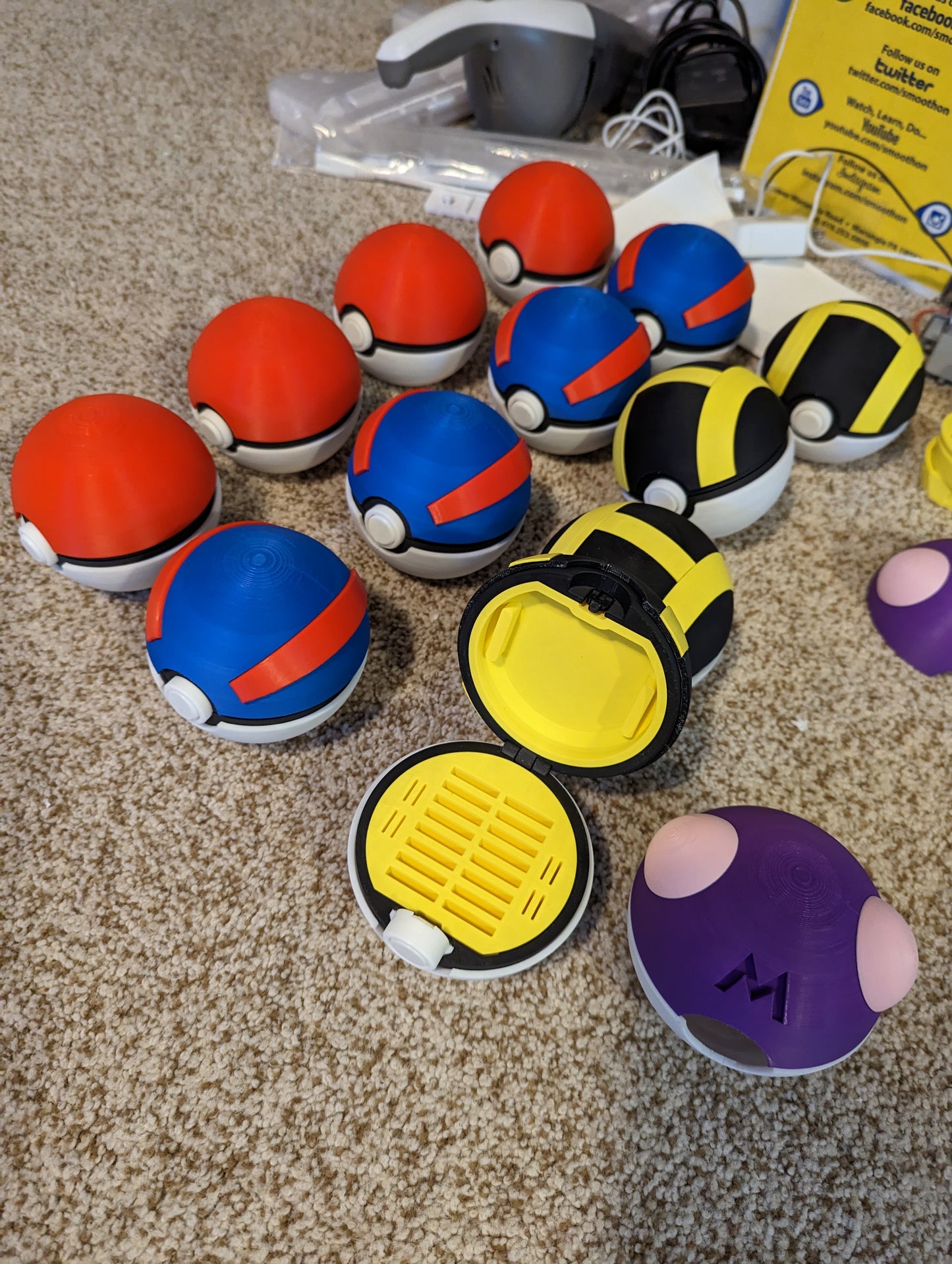 Pokeball Switch Game Cartridge Holder