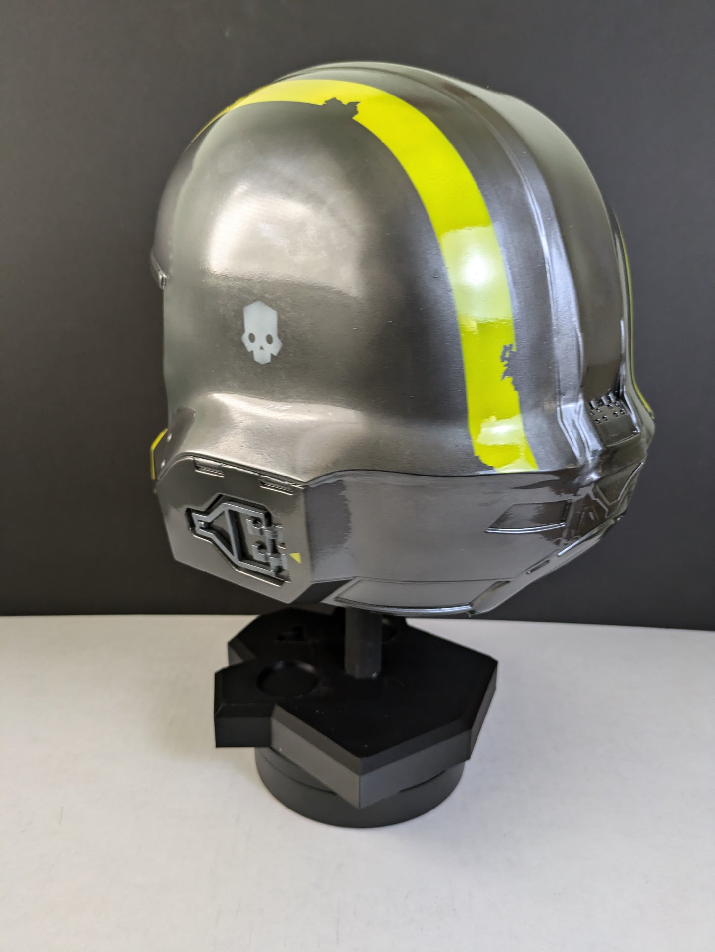 Helldivers B-01 Tactical Helmet