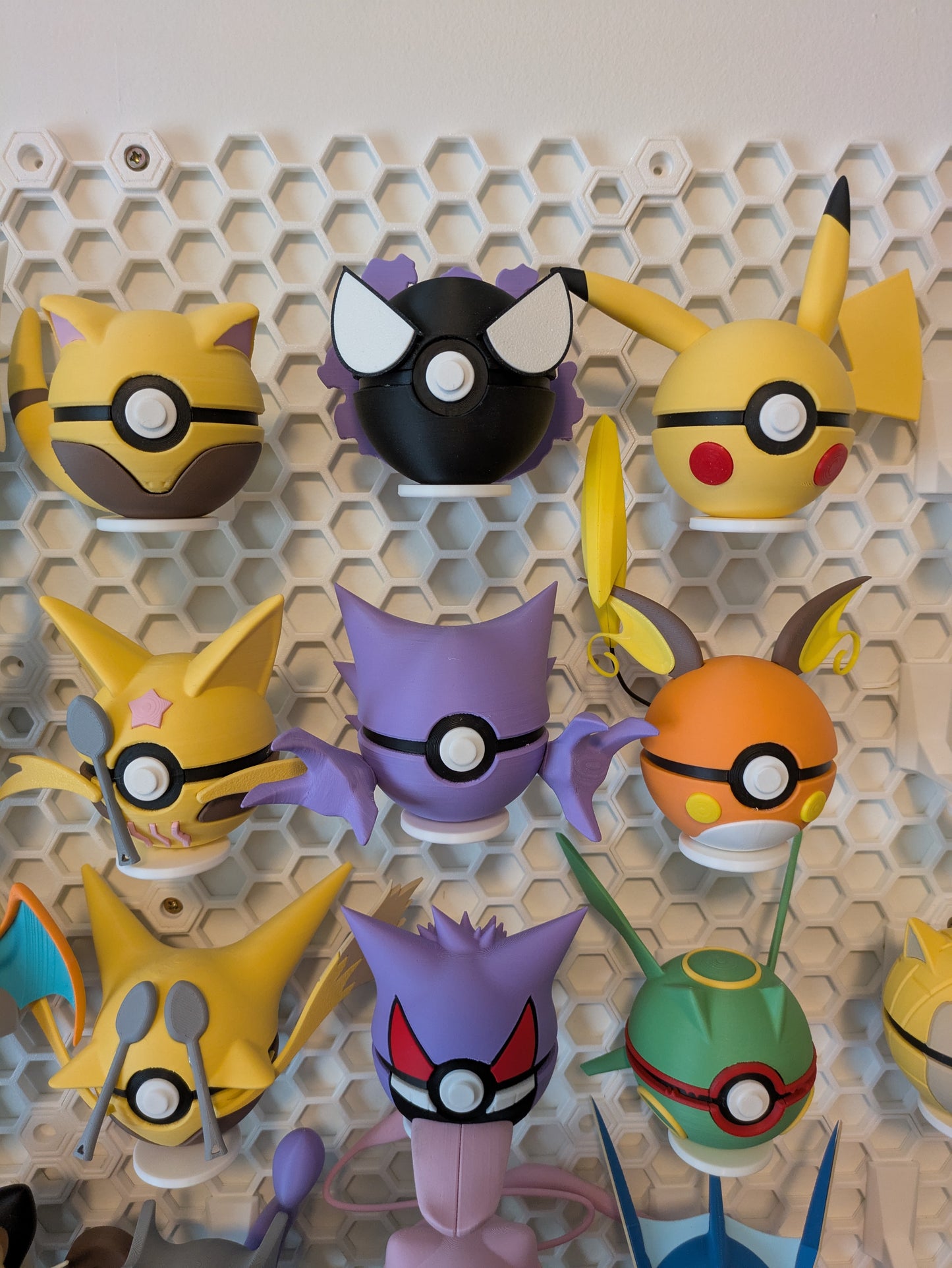 Pokemon-themed Pokeballs | Fan-made