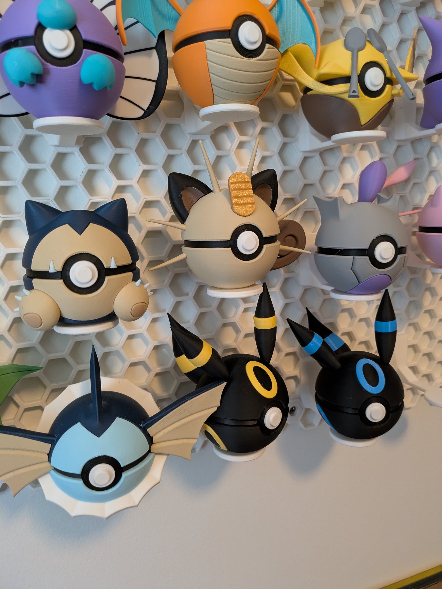 Pokemon-themed Pokeballs | Fan-made